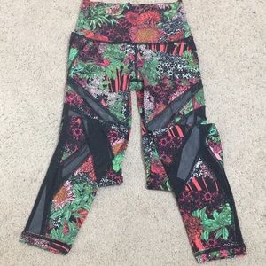 Lululemon RARE Floral Leggings w/ Mesh